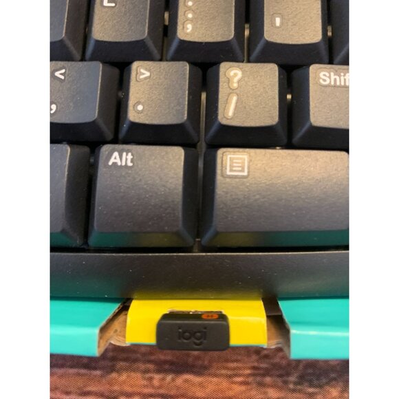 Logitech K270 Wireless Keyboard Full-Size Design With USB Receiver - Picture 9 of 9